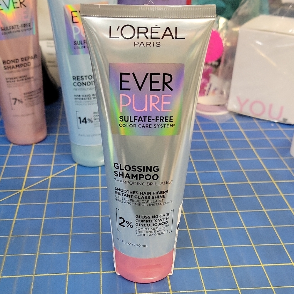 L'Oreal EverPure Sulfate-Free Glossing Shampoo 200ml New Tube